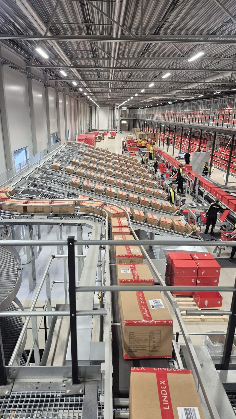 Retail chain electrical works